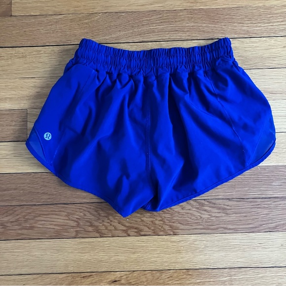 Lululemon Blue Larkspur Run Workout Gym Lift Athleisure Hotty Hot Short II 4 - Picture 9 of 12